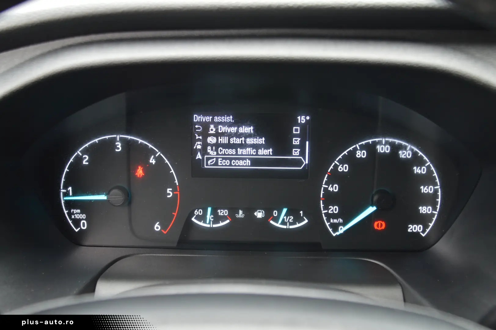 FORD  TRANSIT CUSTOM 6 LOCURI 2.0 EcoBlue 105 CP L1H1