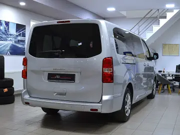 PEUGEOT TRAVELLER L3H1 1.6 BlueHDI 115C.P. 8 1 LOCURI