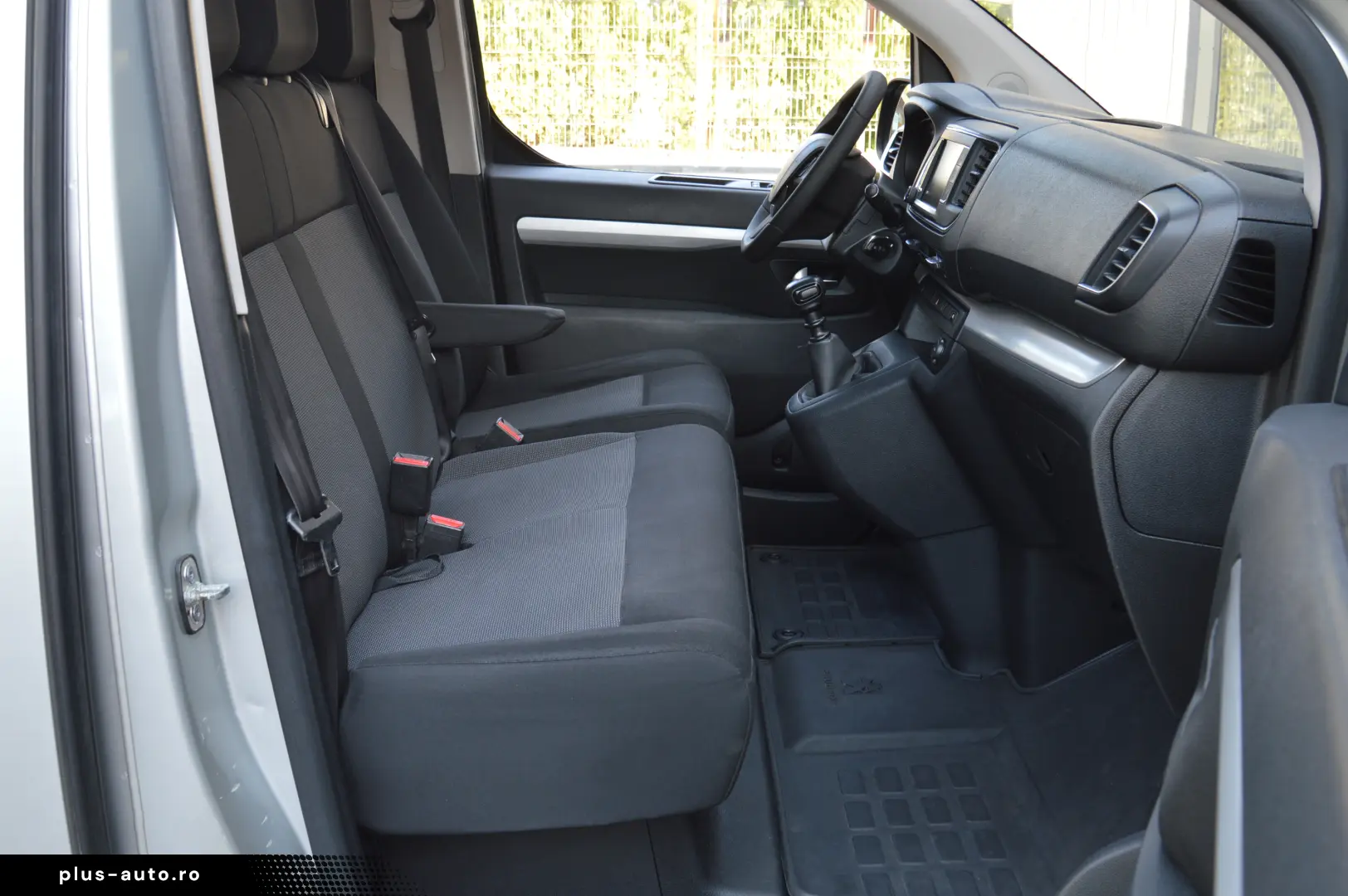 PEUGEOT TRAVELLER L3H1 1.6 BlueHDI 115C.P. 8 1 LOCURI