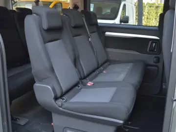 PEUGEOT TRAVELLER L3H1 1.6 BlueHDI 115C.P. 8 1 LOCURI