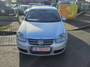 VOLKSWAGEN JETTA 1.9 TDI DSG 7 TREPTE