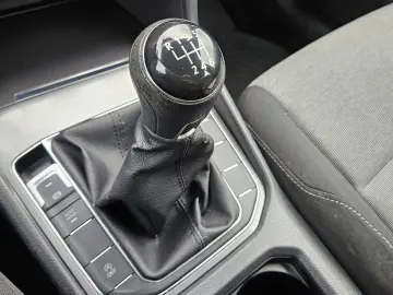 VOLKSWAGEN GOLF 7 SPORTSVAN