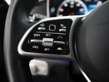 GLE 350e 4M AMG Line Leder Navi Park Night-P AHK