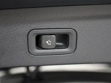 GLE 350e 4M AMG Line Leder Navi Park Night-P AHK