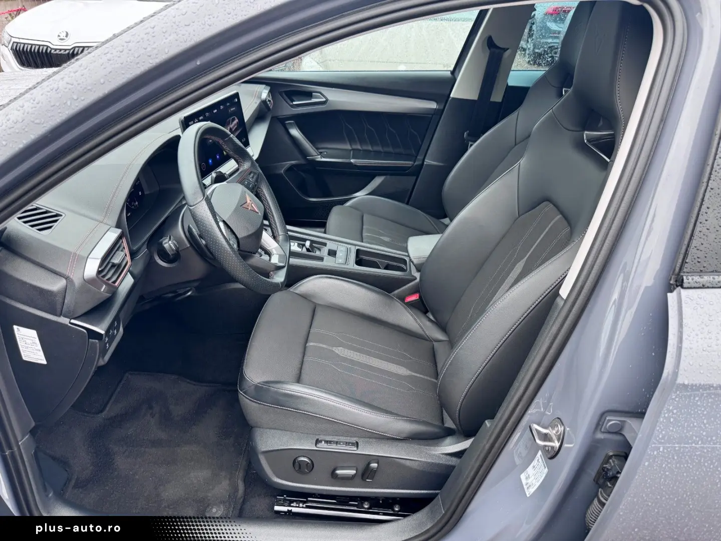 Formentor SPORTSITZE KAMERA ELHECKKLAPPE DCC