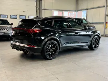 Formentor VZ5 4Drive DSG Pano Navi Beats LED