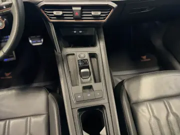 Formentor VZ5 4Drive DSG Pano Navi Beats LED