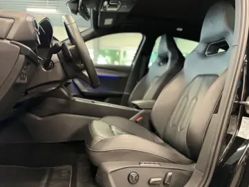 Formentor VZ5 4Drive DSG Pano Navi Beats LED