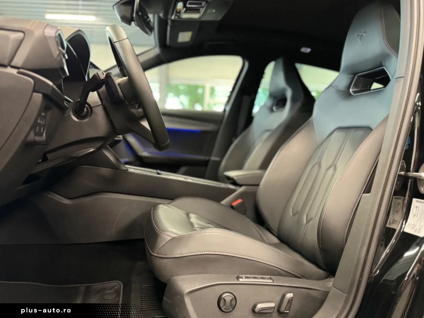 Formentor VZ5 4Drive DSG Pano Navi Beats LED