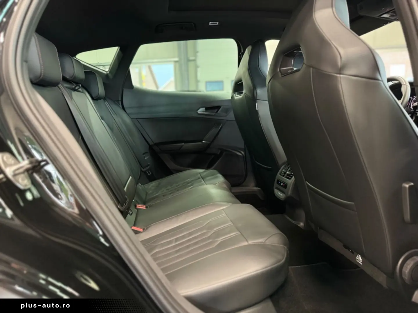 Formentor VZ5 4Drive DSG Pano Navi Beats LED