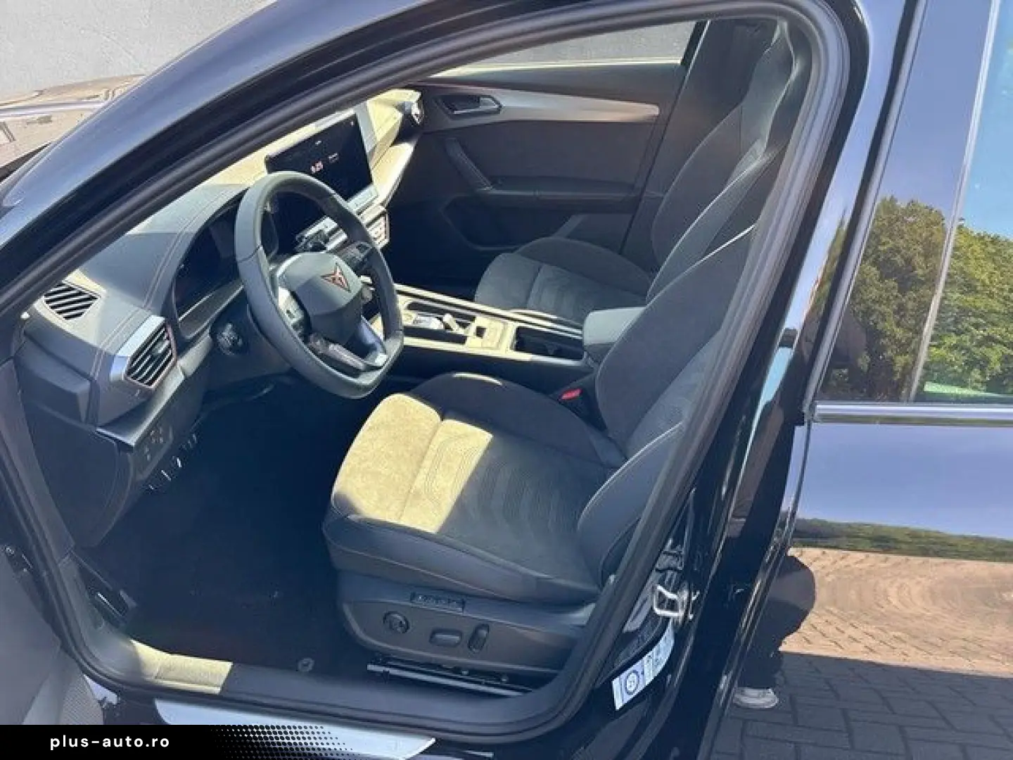 Formentor 2.0 TSI DSG VZ Tribe Edition AHK PANO