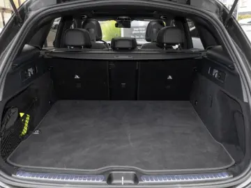 GLC 300 d 4M AMG Digital Pano AHK 360 Night 20''