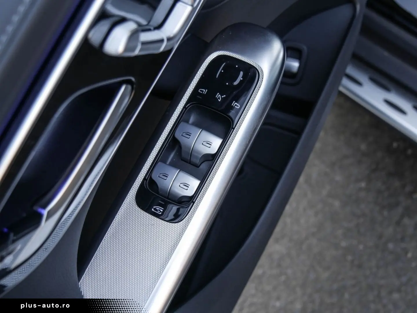 GLC 300d 4M Coupé AMG NIGHT PANO KEYL AHK MEMORY