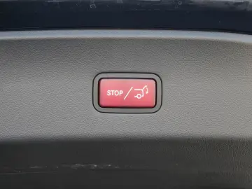 GLC 300d 4M Coupé AMG NIGHT PANO KEYL AHK MEMORY