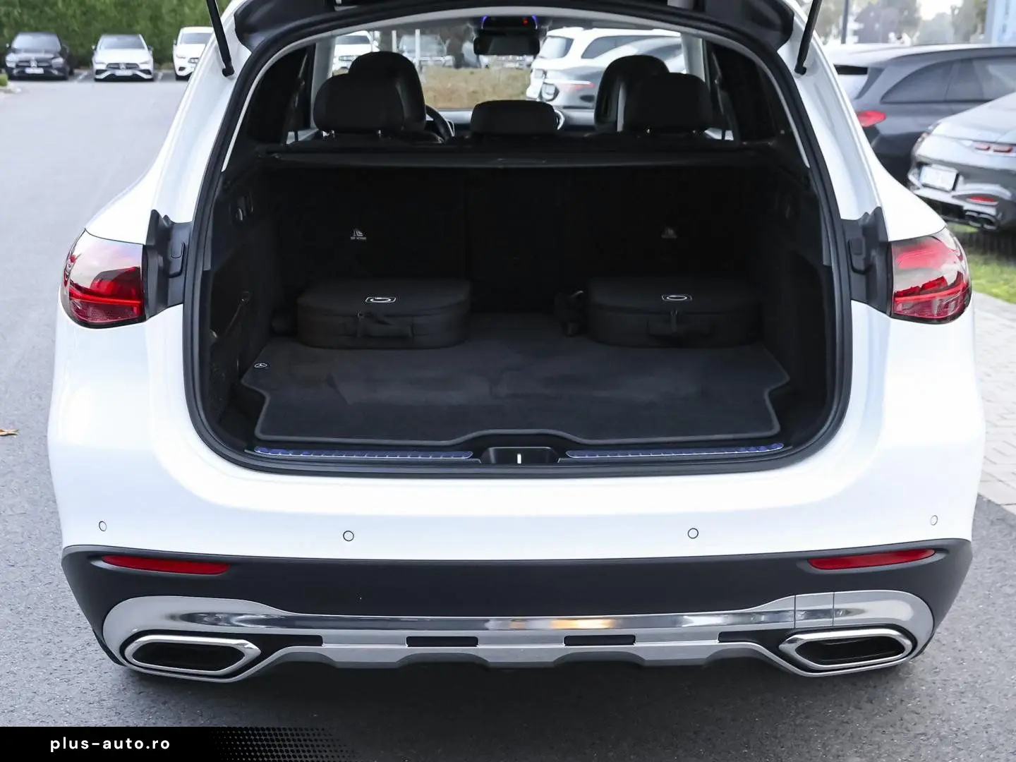 GLC 300 e 4M Avantgarde Distronic Ambiente AHK