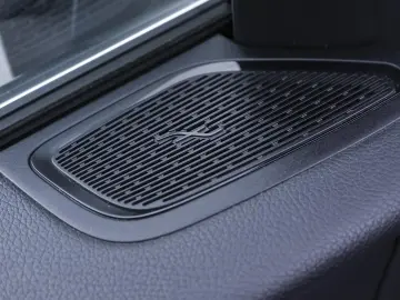 GLC 300 e 4M Avantgarde Distronic Ambiente AHK