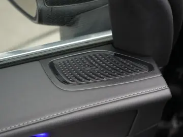 GLC 300 d 4Matic 9G-Tronic AMG Distronic Kamera