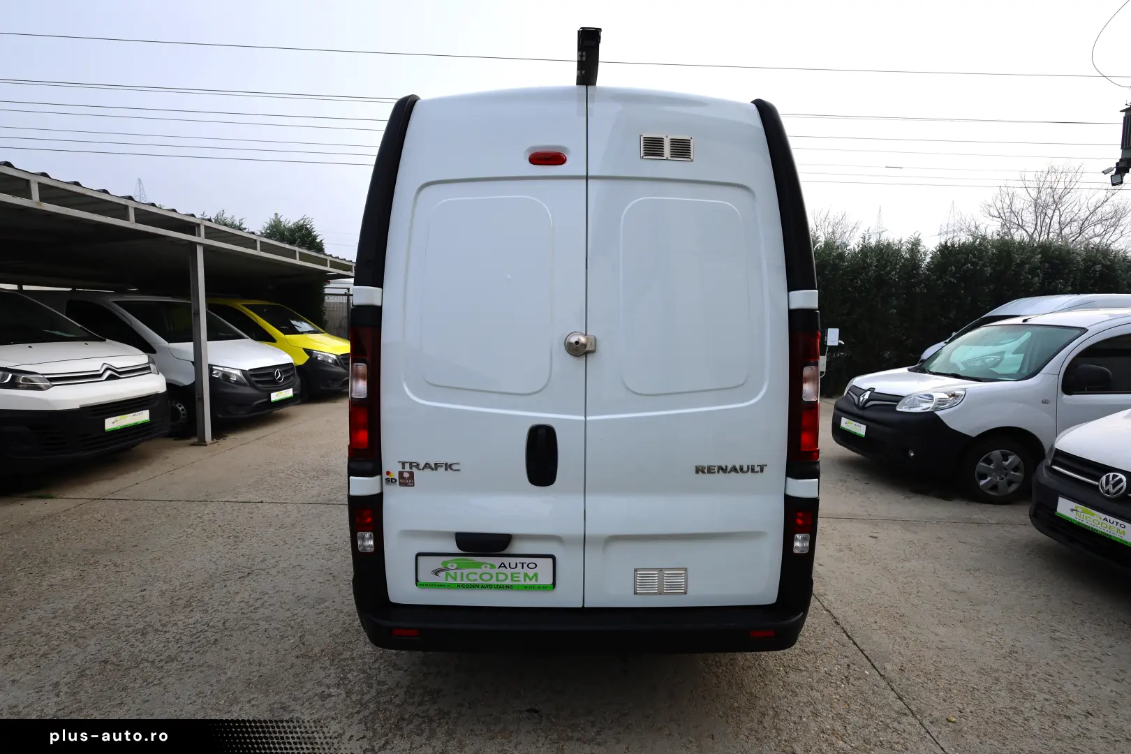 Renault Trafic L2H2 2.0 D 150Cp