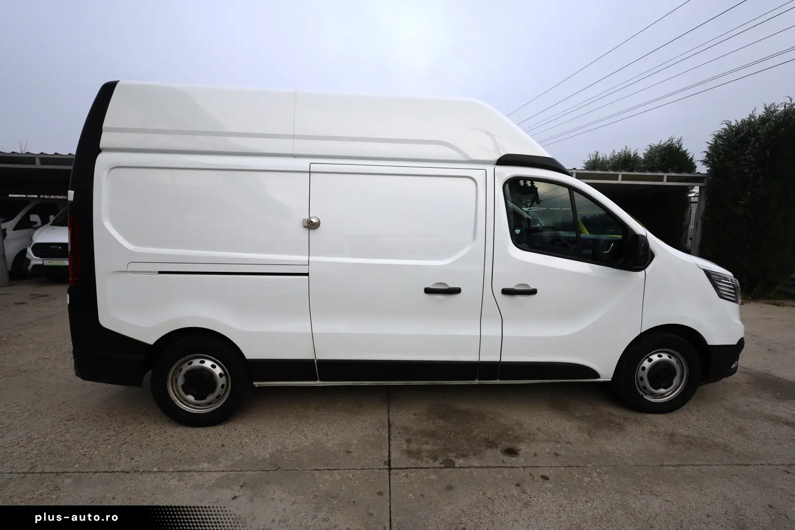 Renault Trafic L2H2 2.0 D 150Cp