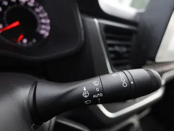 Renault Trafic L2H2 2.0 D 150Cp