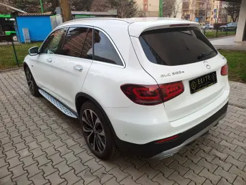 Mercedes-Benz GLC 300e 4Matic