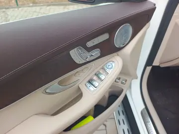 Mercedes-Benz GLC 300e 4Matic