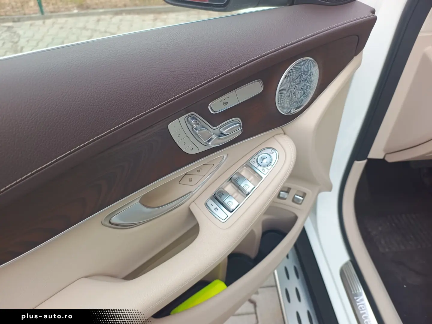 Mercedes-Benz GLC 300e 4Matic