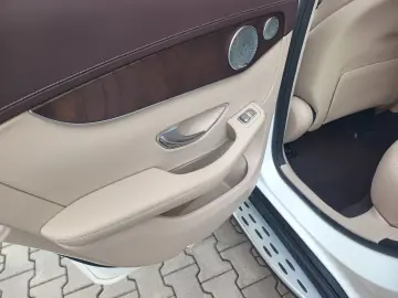 Mercedes-Benz GLC 300e 4Matic