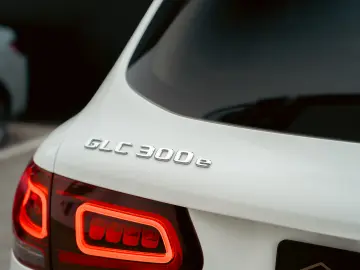 Mercedes-Benz GLC 300e 4Matic