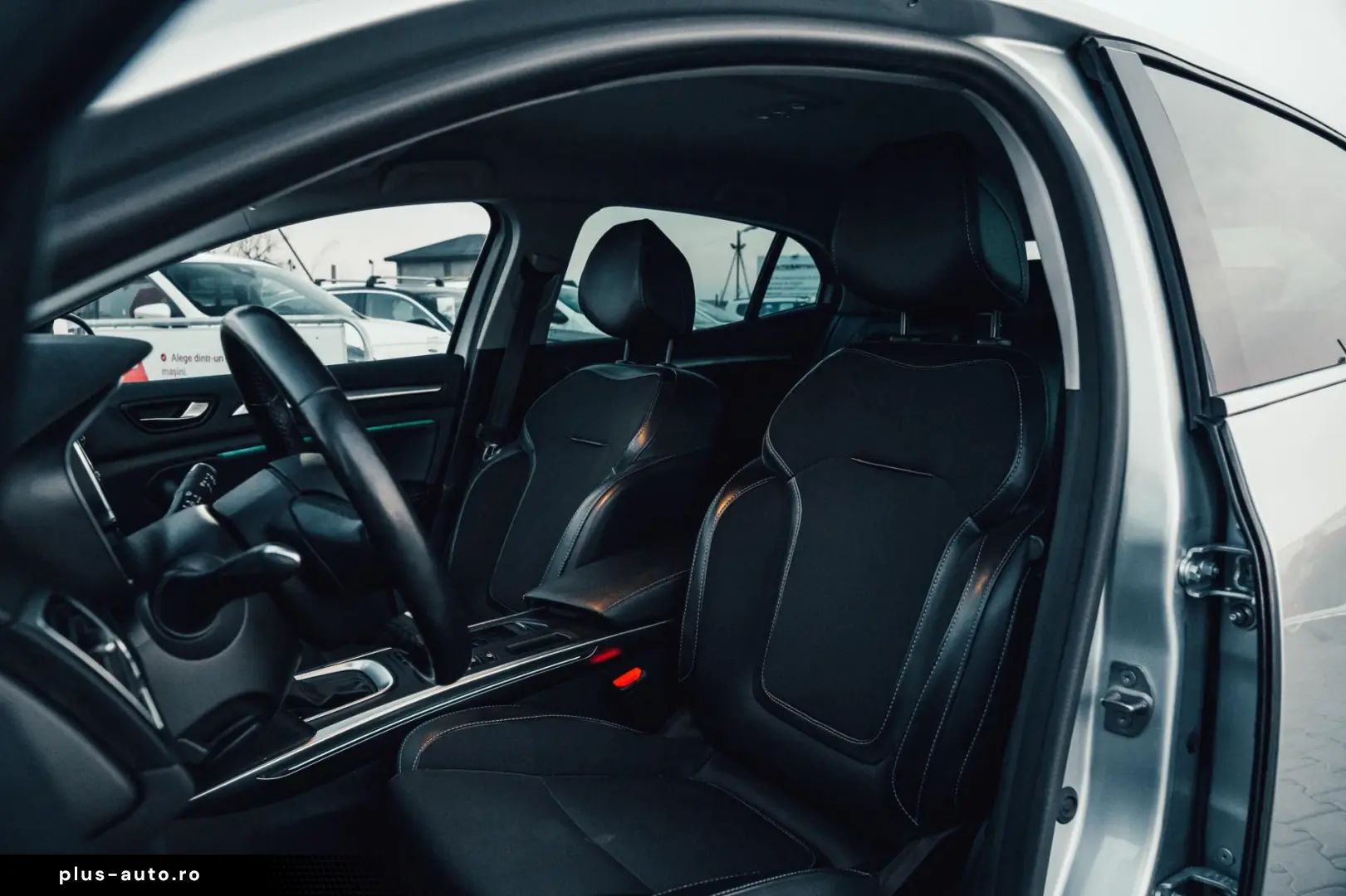 Renault Megane Techno TCe 140 EDC