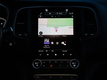 Renault Megane Techno TCe 140 EDC