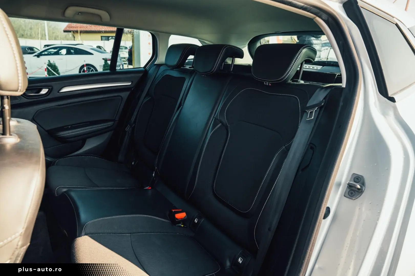 Renault Megane Estate Techno TCe 140 EDC