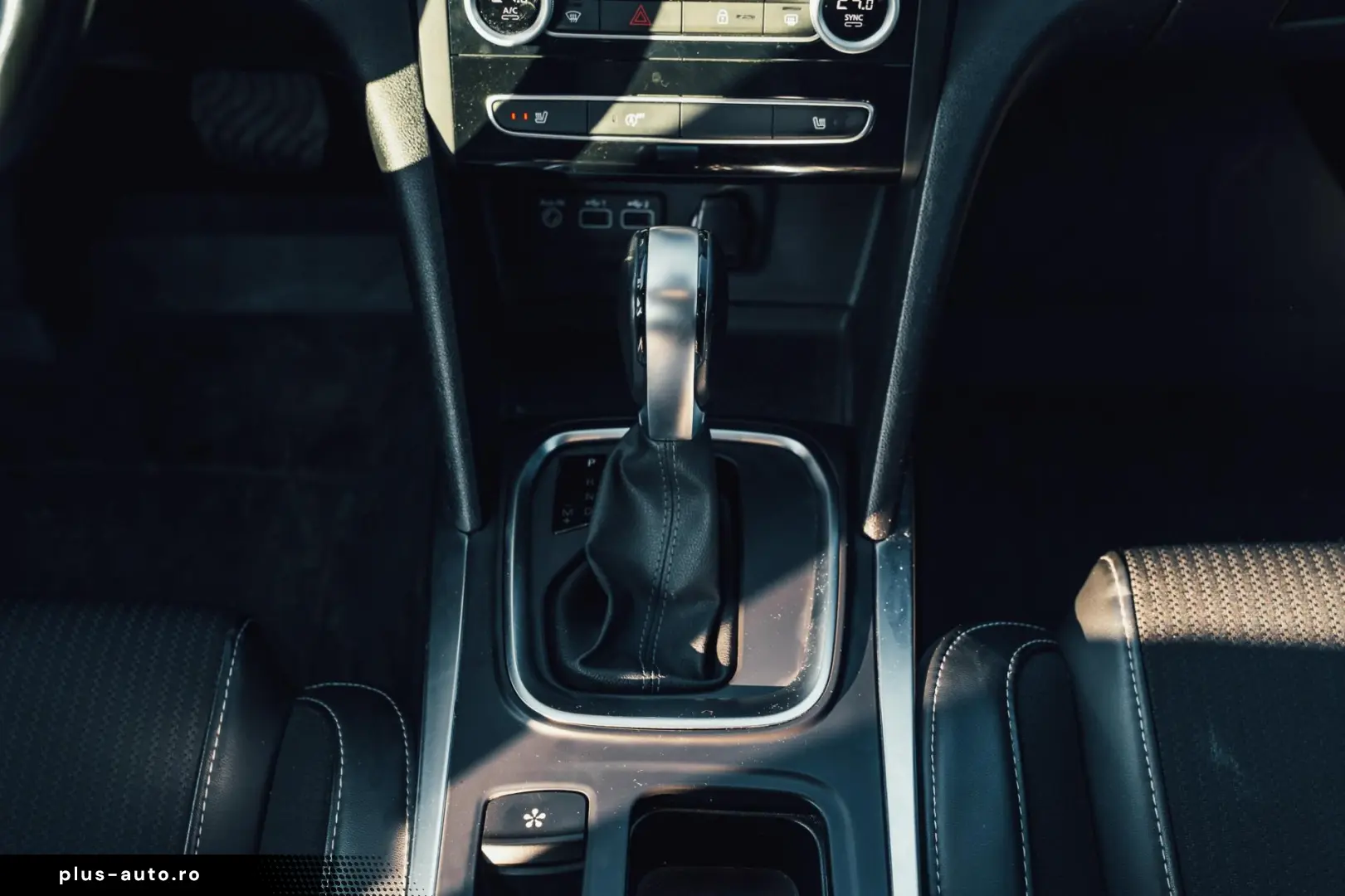 Renault Megane Estate Techno TCe 140 EDC