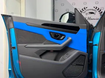 URUS S STYLE PAKET PANO MASSAGE B&O HUD PPF MY25