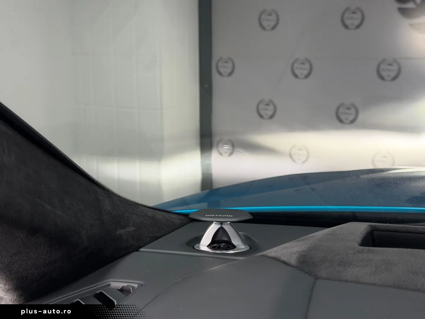 URUS S STYLE PAKET PANO MASSAGE B&O HUD PPF MY25