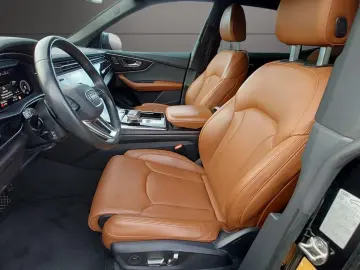 Audi Q8 55 TFSI e quattro tiptronic  S-line
