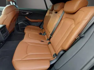 Audi Q8 55 TFSI e quattro tiptronic  S-line