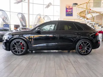 Audi Q8 55 TFSI e quattro tiptronic  S-line