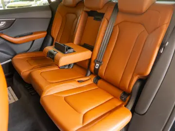 Audi Q8 55 TFSI e quattro tiptronic  S-line