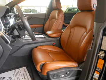 Audi Q8 55 TFSI e quattro tiptronic  S-line