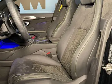 Urus 4.0 V8 Sport B&O Massage Carbon Pano