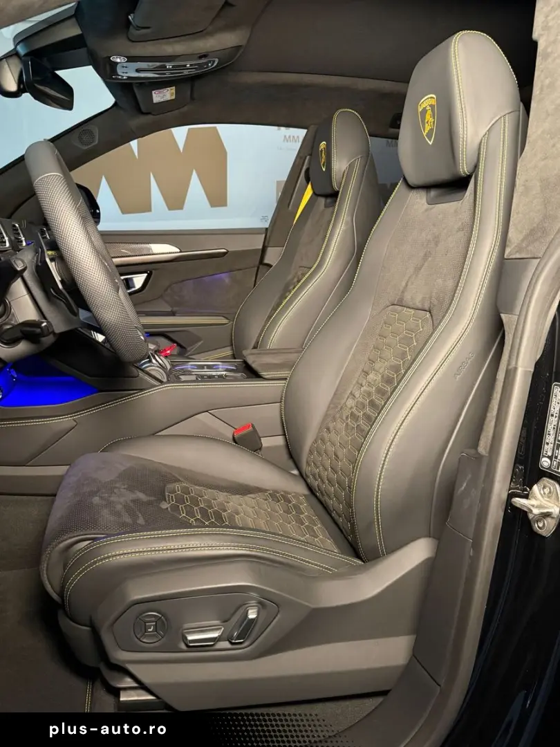 Urus 4.0 V8 Sport B&O Massage Carbon Pano