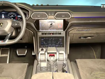 Urus 4.0 V8 Sport B&O Massage Carbon Pano