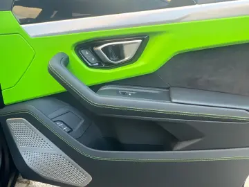 Urus S  Q-Citura B&O Black  Matrix Panorama HUD