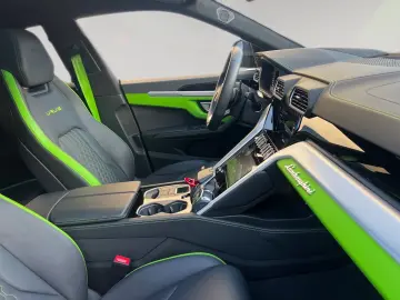 Urus S  Q-Citura B&O Black  Matrix Panorama HUD