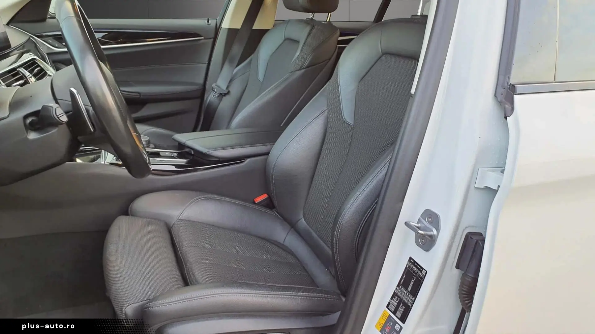 BMW Seria 5 530e Steptronic  M Sport