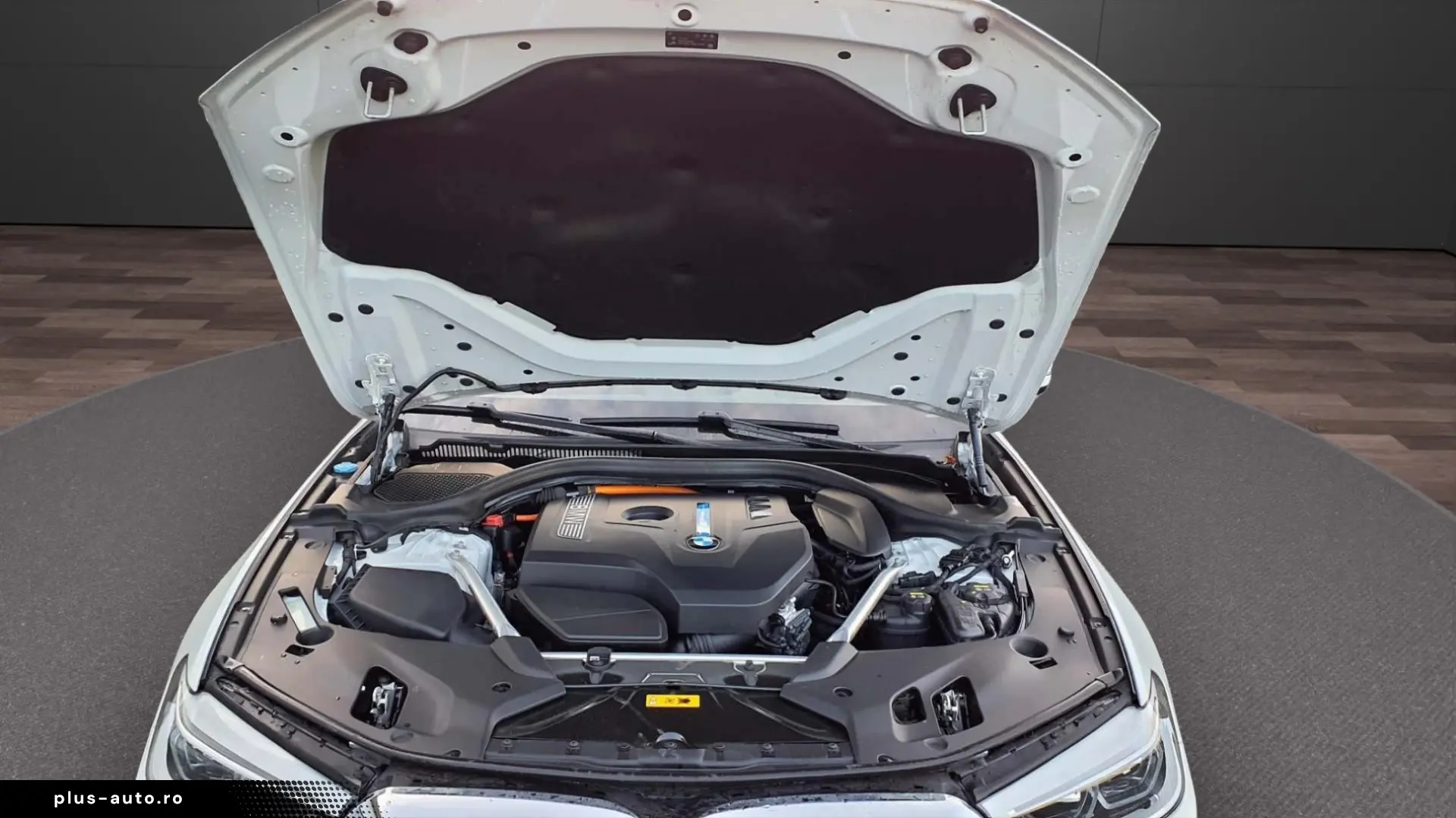 BMW Seria 5 530e Steptronic  M Sport