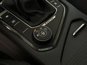 Tiguan Allspace 4M 2.0 TSI MATRX 360 PANO