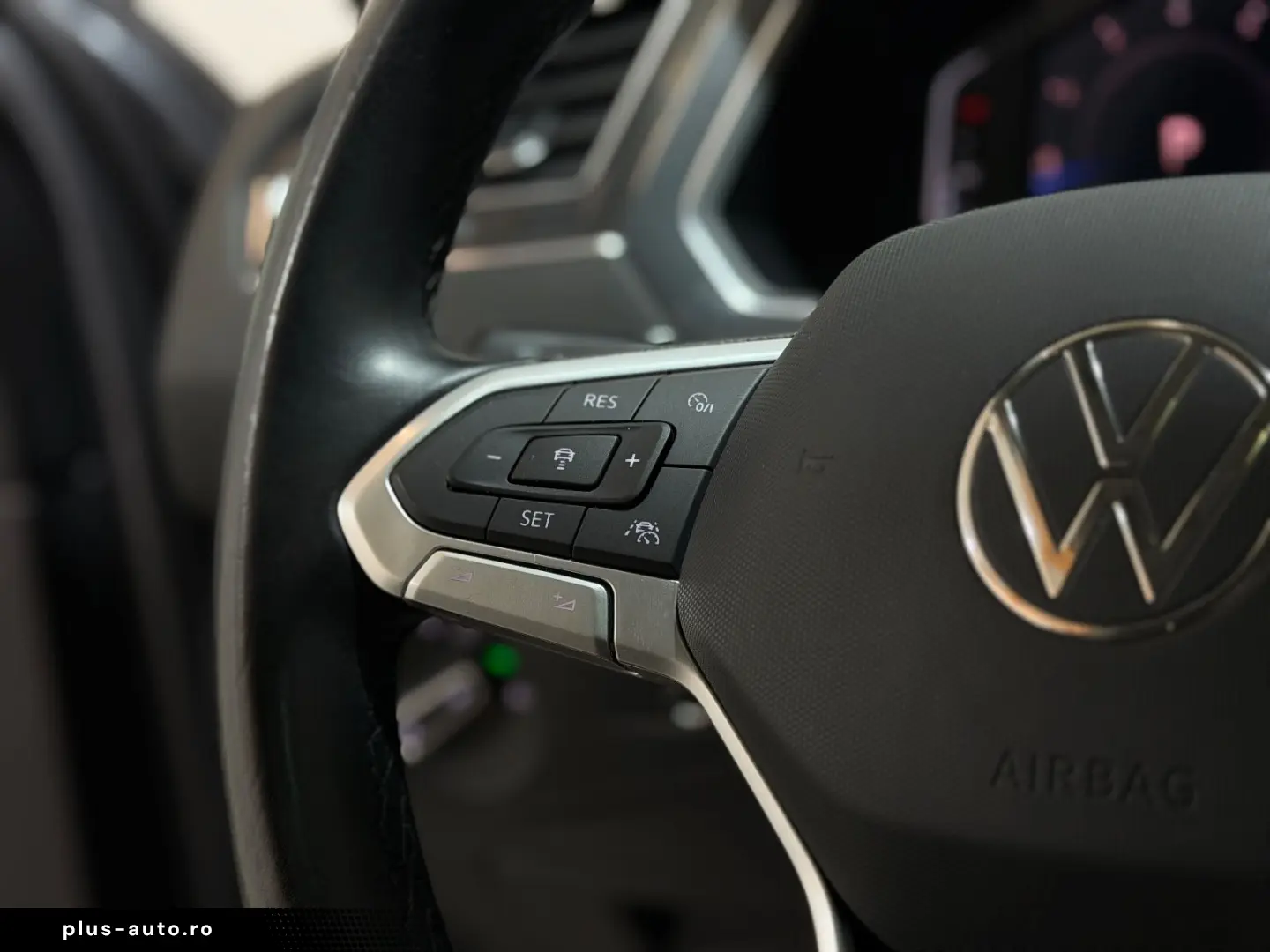 Tiguan Allspace 4M 2.0 TSI MATRX 360 PANO