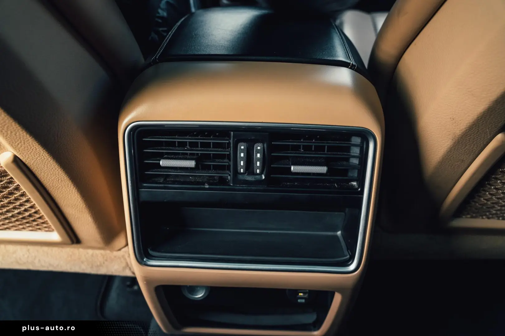 Porsche Cayenne 3.0L V6 Turbo 340 CP